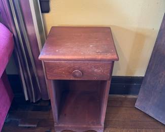 20	$24	Oak small cabinet 3'x17x30 1/2	
