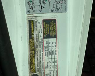 2013 VOLKSWAGEN BEETLE 3VWJP7AT7DM659260                  
100451 miles