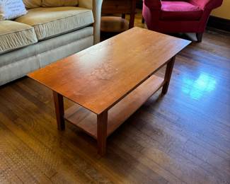 $48 	Coffee table 4'x22x19H	