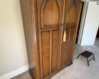 41	$375 	Art Deco Armoire 6'Tx4'Wx21D									