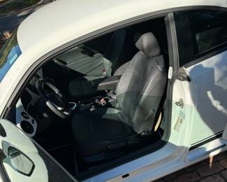 2013 VOLKSWAGEN BEETLE 3VWJP7AT7DM659260                  
100451 miles