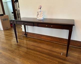 12	$190 	Console mahogany 62x21x30 myrtle desk 	