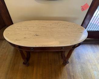2	$180 	Console foyer composite oval top 45x20x30									