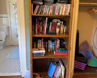 38	$80 	33x49x15 1/2 handmade bookcase 