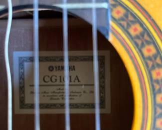 $100 - Yamaha guitar CG101 A