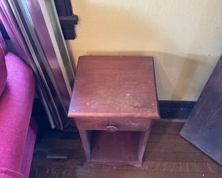 20	$24 	Oak small cabinet 3'x17x30 1/2	