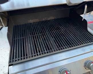 66	$375 	Weber grill Genesis II  LX gas 