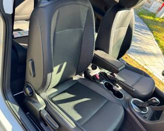 2013 VOLKSWAGEN BEETLE 3VWJP7AT7DM659260                  
100451 miles