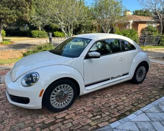 2013 VOLKSWAGEN BEETLE 3VWJP7AT7DM659260                  
100451 miles -  Silent bids - Bids closes at Noon on Monday Dec 18th 