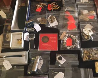 MISC JEWELRY, SILVERWARE, HUNTING KNIFE, POCKET KNIVES