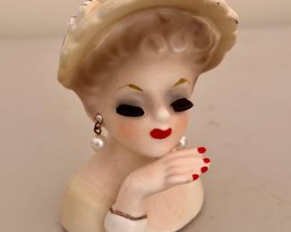ca 1963 Lady Inarco mini head vase.
