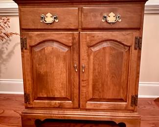 Nice Ethan Allen commode.