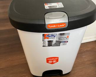 kitchen trash can new