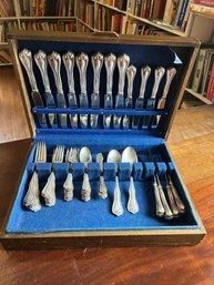 ANTIQUE FRANK WHITING STERLING SILVER FLATWARE SET