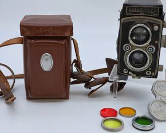 ROLIFLEX CAMERA
