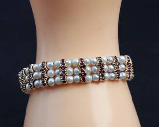 PICCARD PEARL AND RUBY FINELY DONE BRACELET