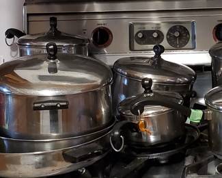 Full set Farberware stainless steel cookware - stands the test of time!