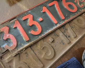 Vintage license plates 