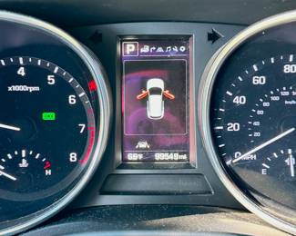 2017 Hyundai Santa Fe Ultimate. 99,500 miles. 