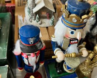 Holiday Decor and Items