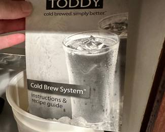 Toddy cold brew system