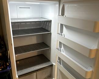 Midea Convertible Fridge/Freezer