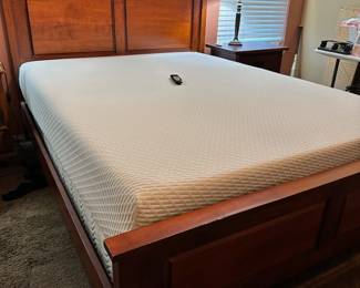 Adjustable Amish made Queen Size Bed