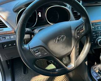 2017 Hyundai Santa Fe Ultimate. 99,500 miles. 