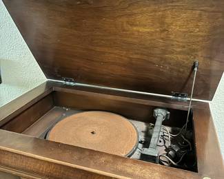Antique Radio/ Record Player