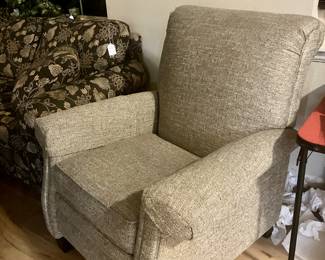 Smith Brothers recliner