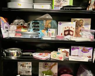 Wilton Cake Baking & Decorating Items