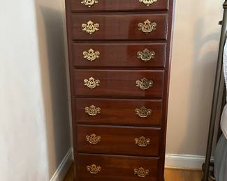 M21 - $200. Knob Creek Lingerie Chest. Solid wood. Excellent Condition. Measures 