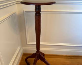 M4 - $25.  Bombay Plant Stand. 35" tall. Was used for an artificial plant - no water damage. 