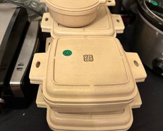 M140 - $10 set of leftover containers