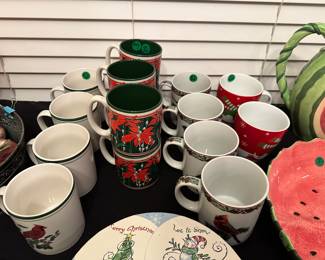 M131 - mugs priced by the set