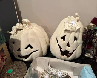 M76 - $6 each Pumpkins 