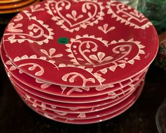 M147 - $6 heart plates