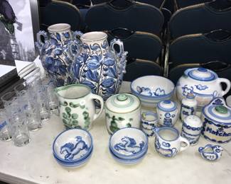 Pottery Orlando Auction