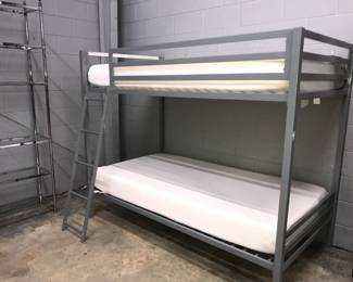 Bunk Beds Orlando Auction