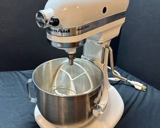 8 KitchenAid