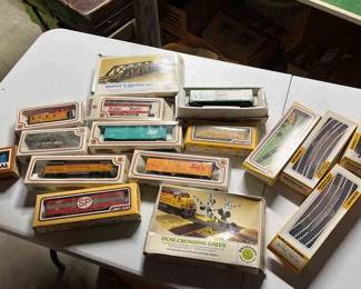 008 Vintage Bachmann HO Gauge Train Set