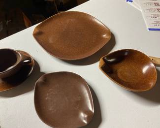 MCM Roseville Dinnerware Great Design