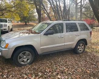 2004 Jeep Grand Cherokee Limited 4wd- hemi motor, does run