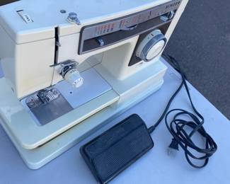 Super Singer Sewing Machine