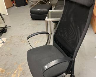 Desk chair
