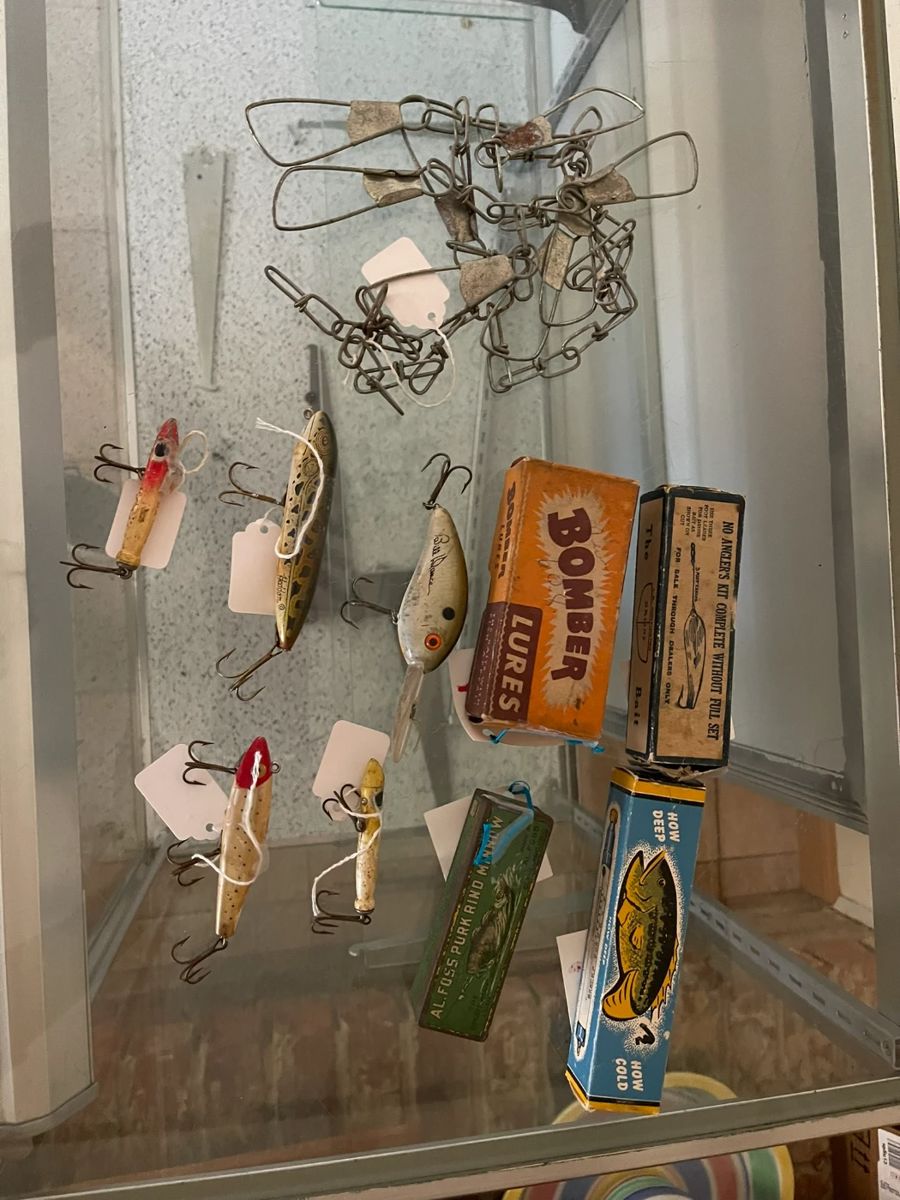 Antique fishing lures