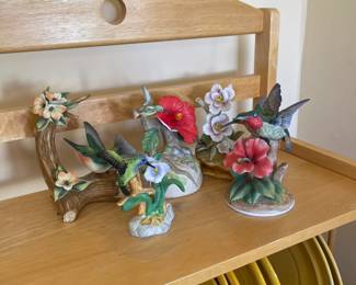 Delicate hummingbird figurines