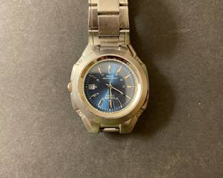 Men’s heavy Casio watch - works! 