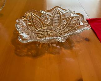 Beautiful intricately detailed crystal serving dish