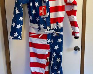 Shinesty men's one piece ski suit with hood. Size Medium